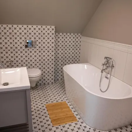 Jutrzenka Guest house